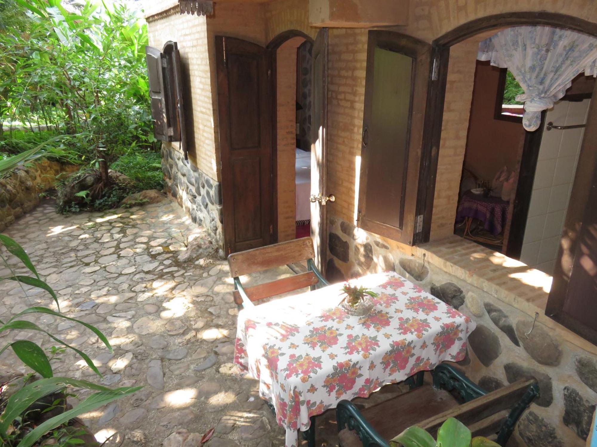 Little Eden Guesthouse Pang Mapha Room photo