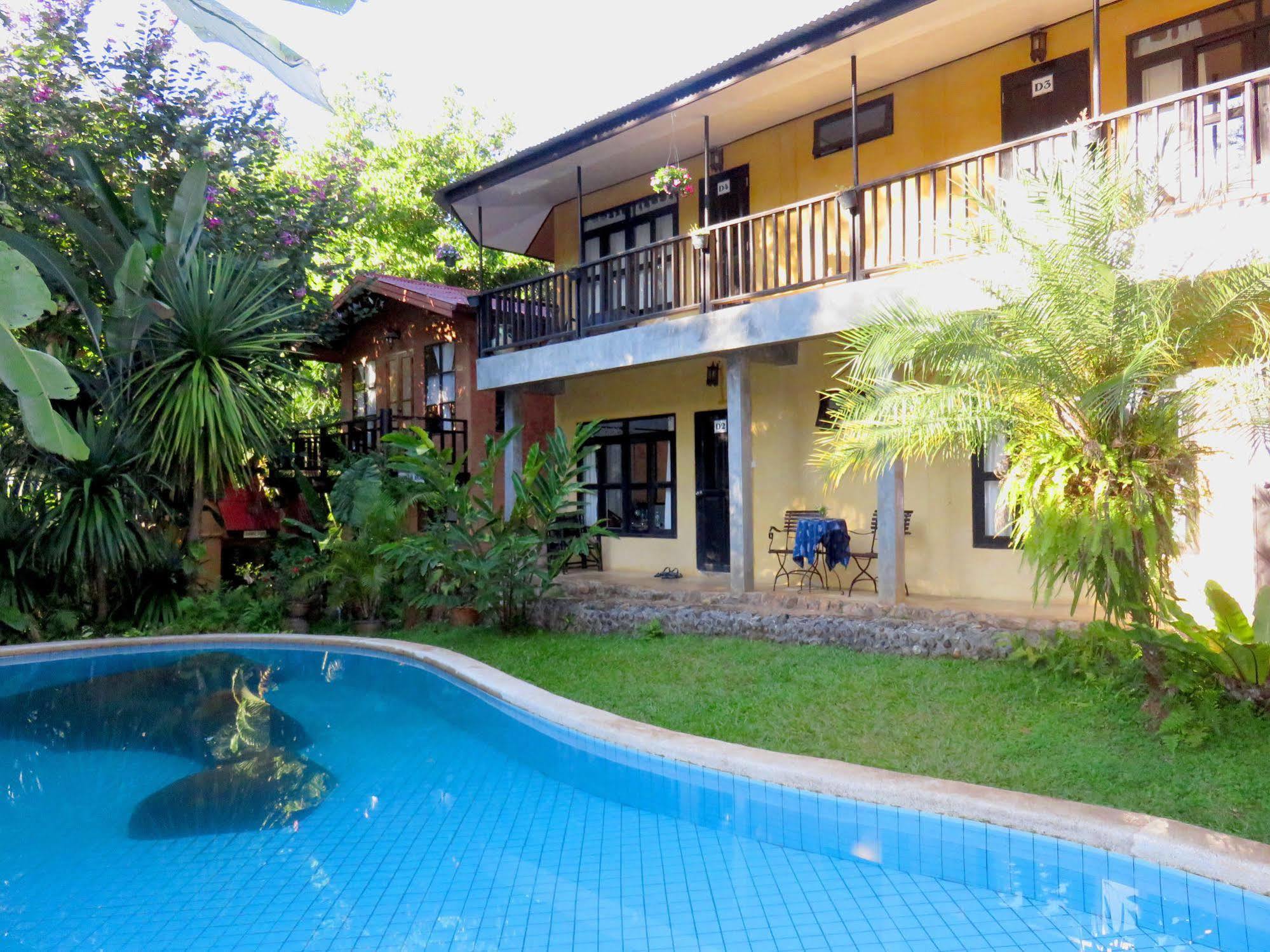 Little Eden Guesthouse Pang Mapha Exterior photo
