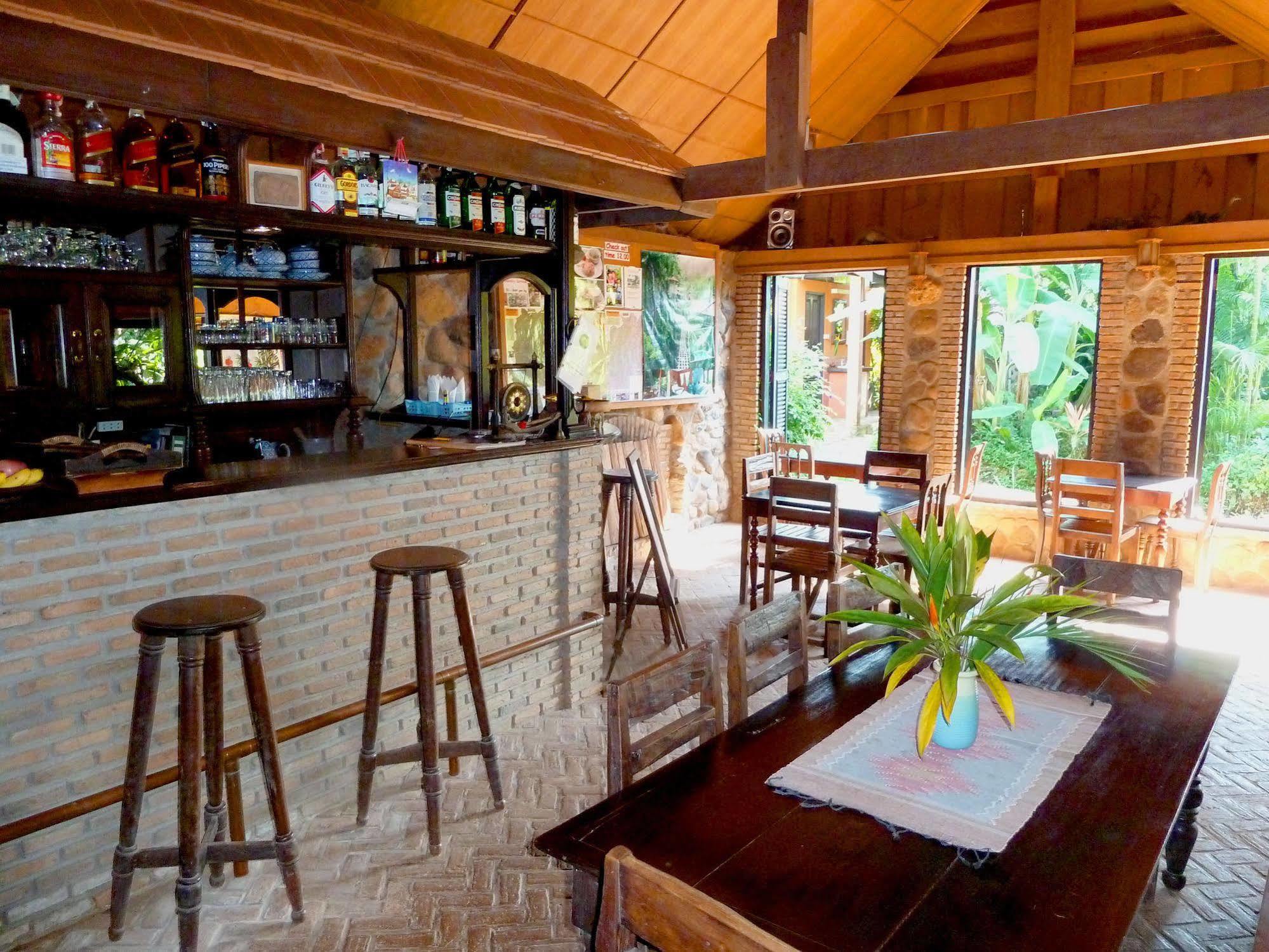 Little Eden Guesthouse Pang Mapha Exterior photo